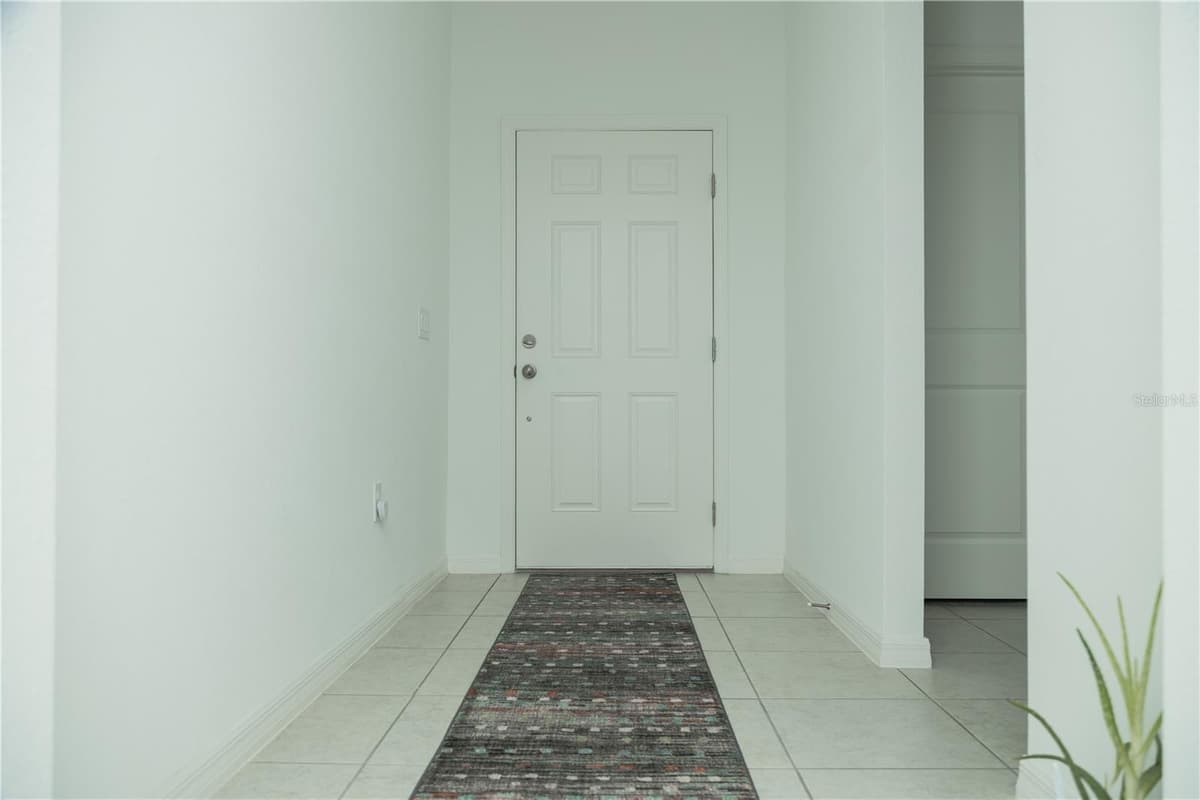 661 CROWN ROSE DRIVE — photo 18 of 44