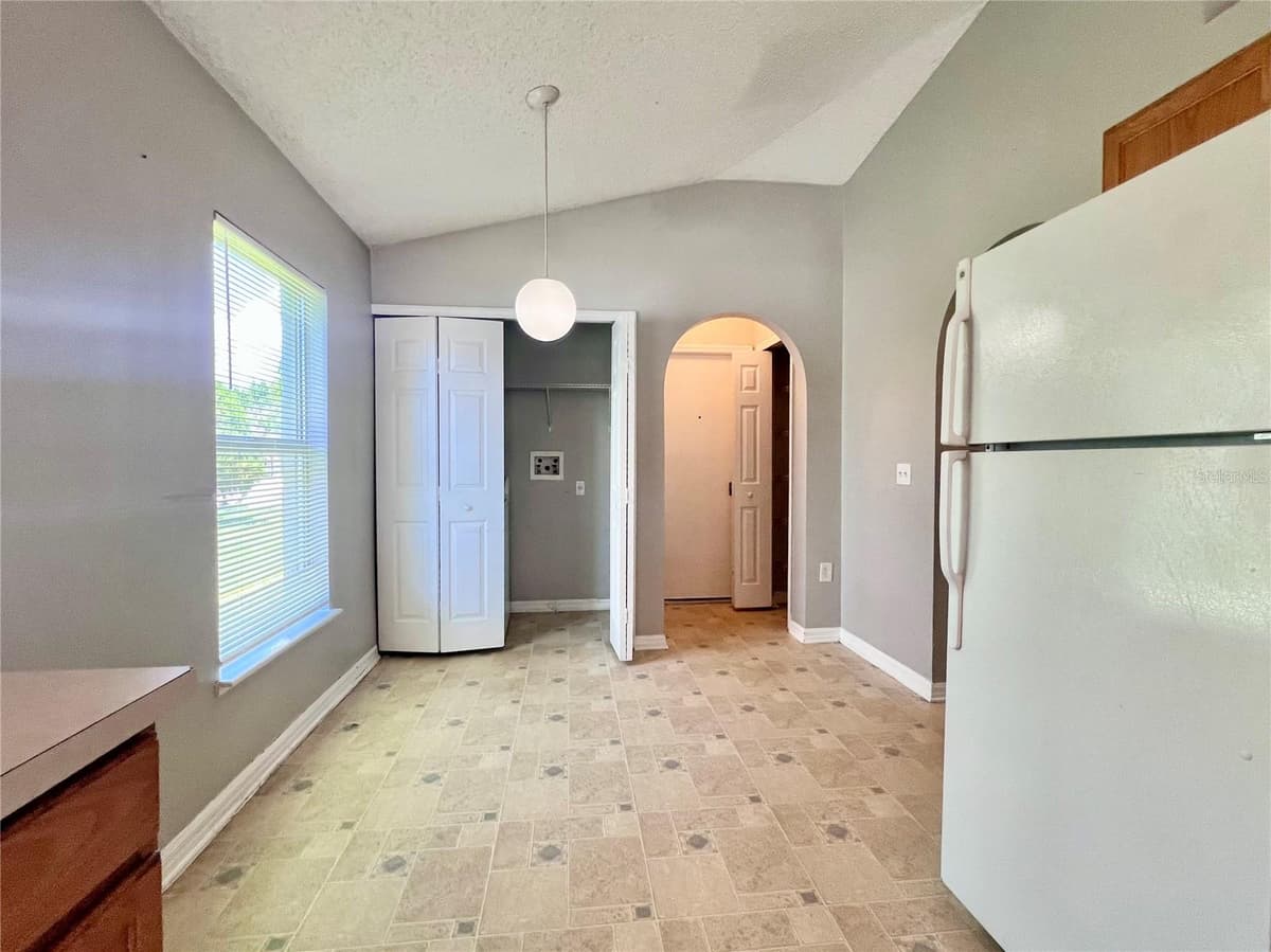 2950 ELBIB DRIVE — photo 11 of 31