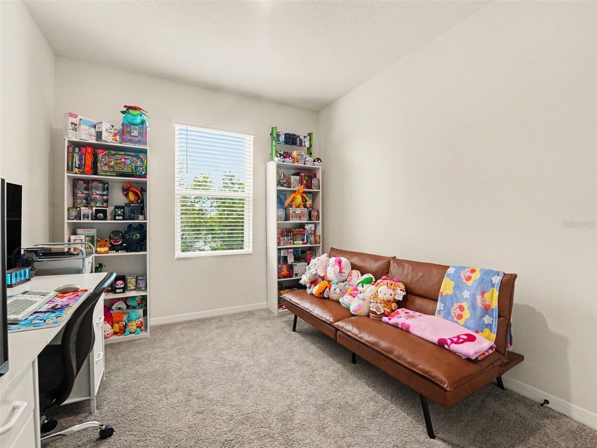 2356 PENGUIN BOULEVARD — photo 14 of 23