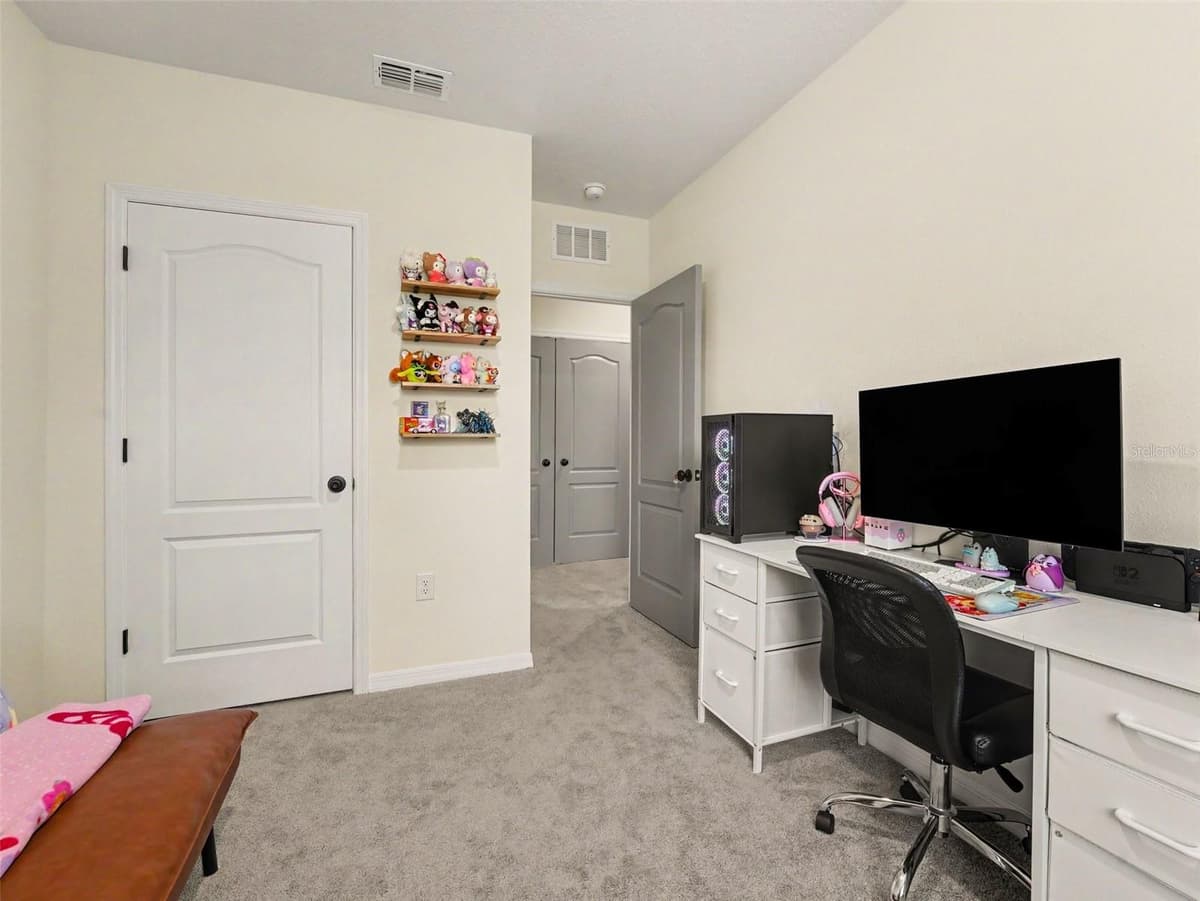 2356 PENGUIN BOULEVARD — photo 15 of 23