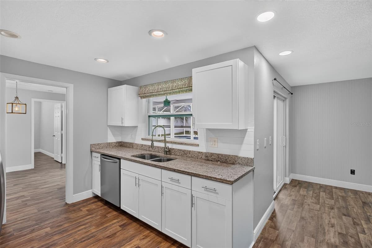 700 RUSKIN ROAD — photo 17 of 47