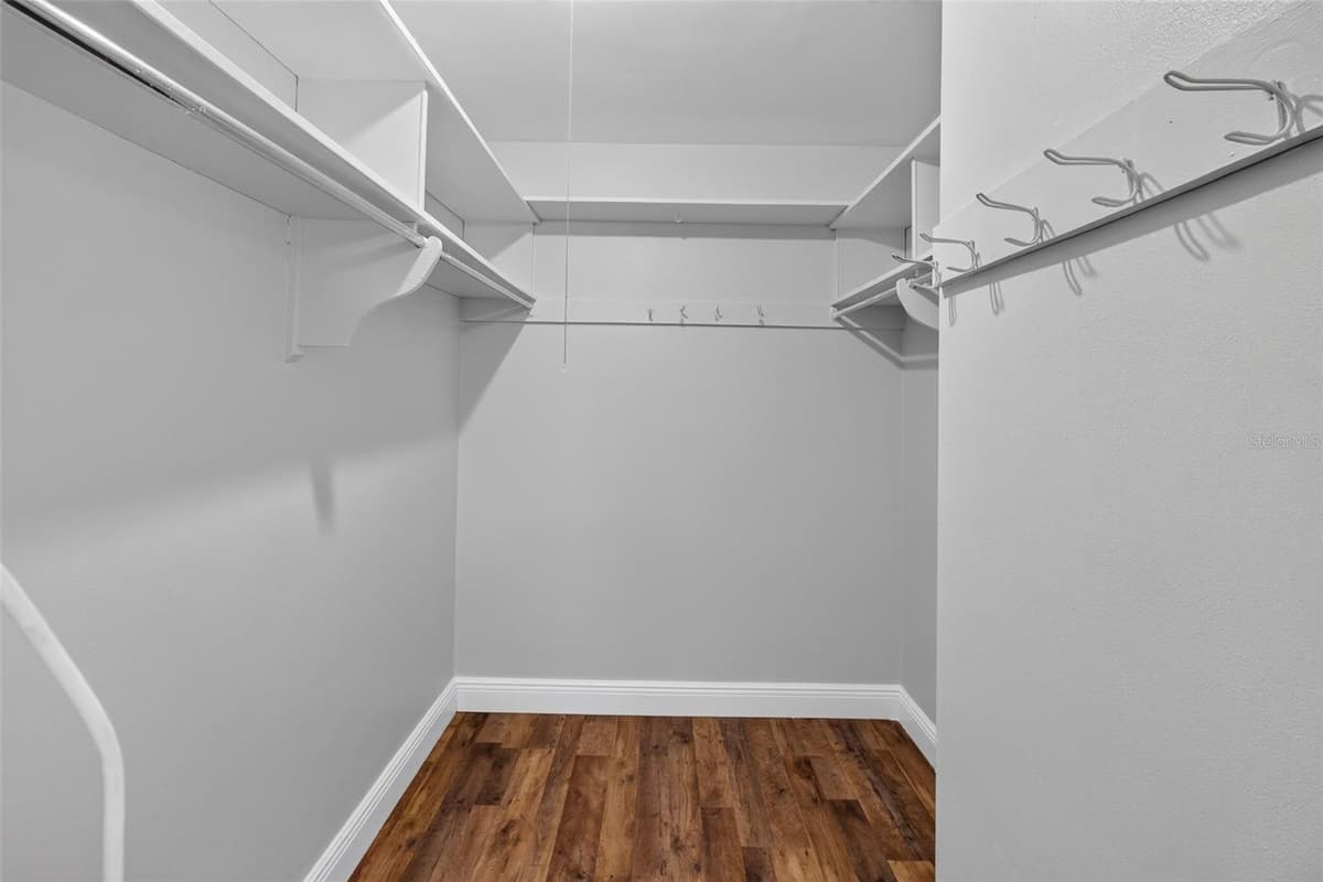 700 RUSKIN ROAD — photo 33 of 47