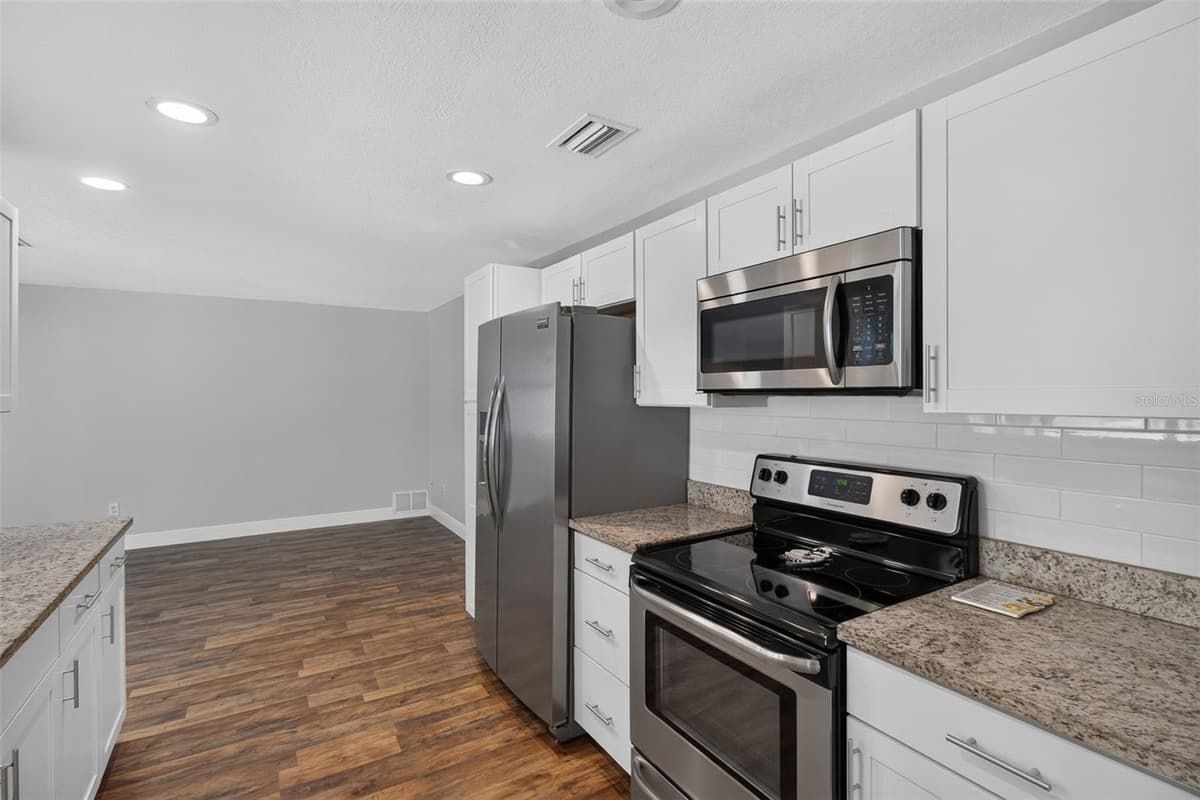700 RUSKIN ROAD — photo 15 of 47