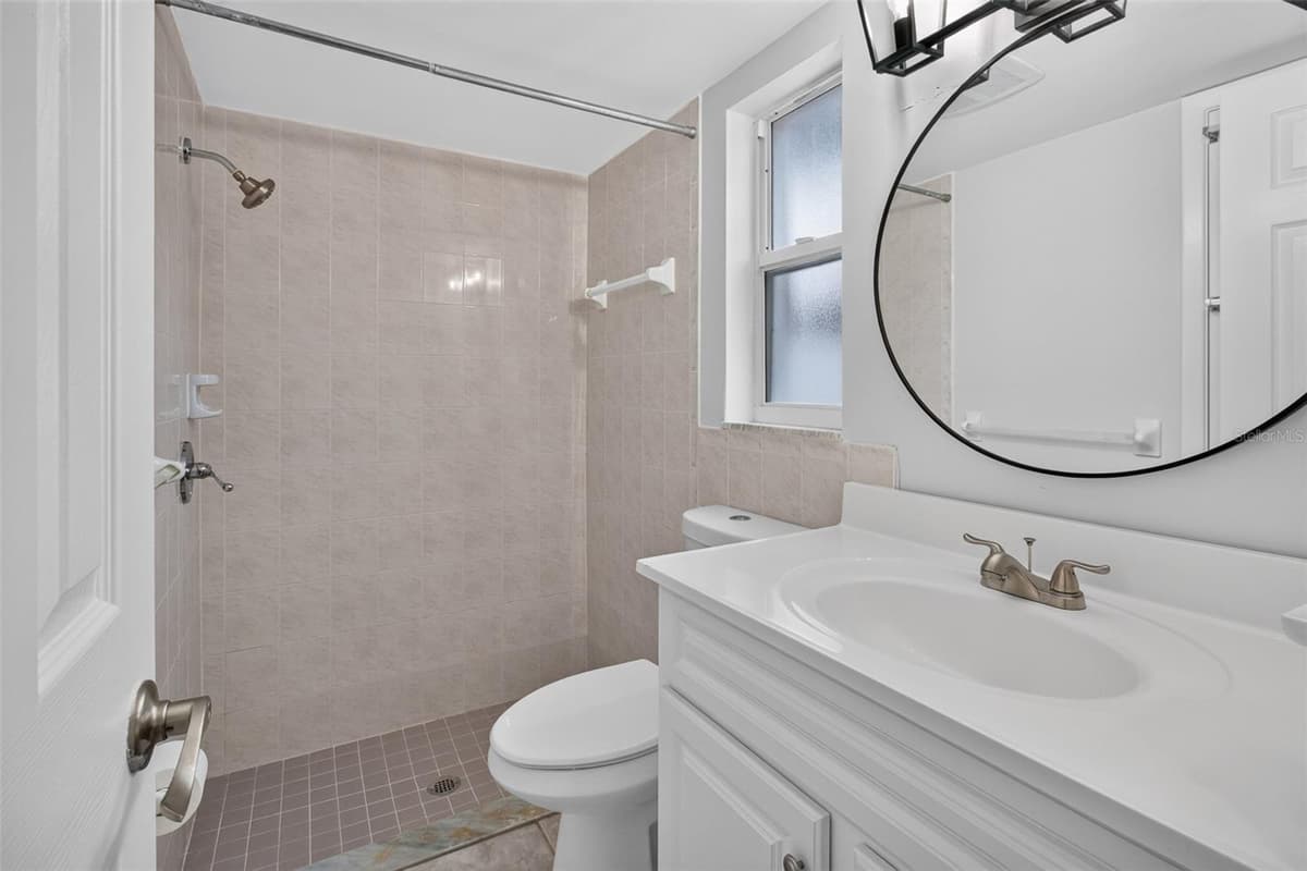 700 RUSKIN ROAD — photo 34 of 47