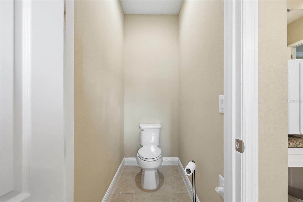 504 CINDER POINT — photo 36 of 62