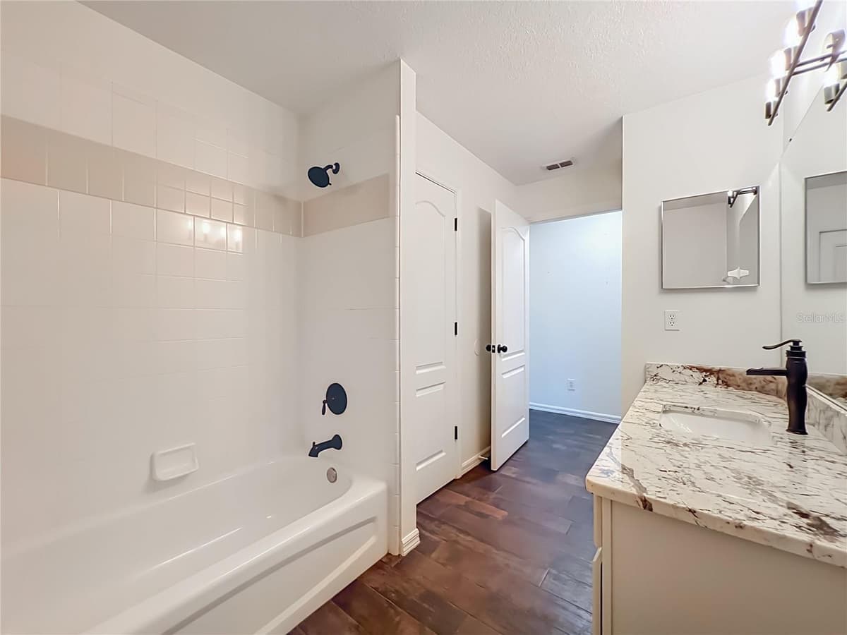 9418 MEADOW CREST LANE — photo 40 of 53