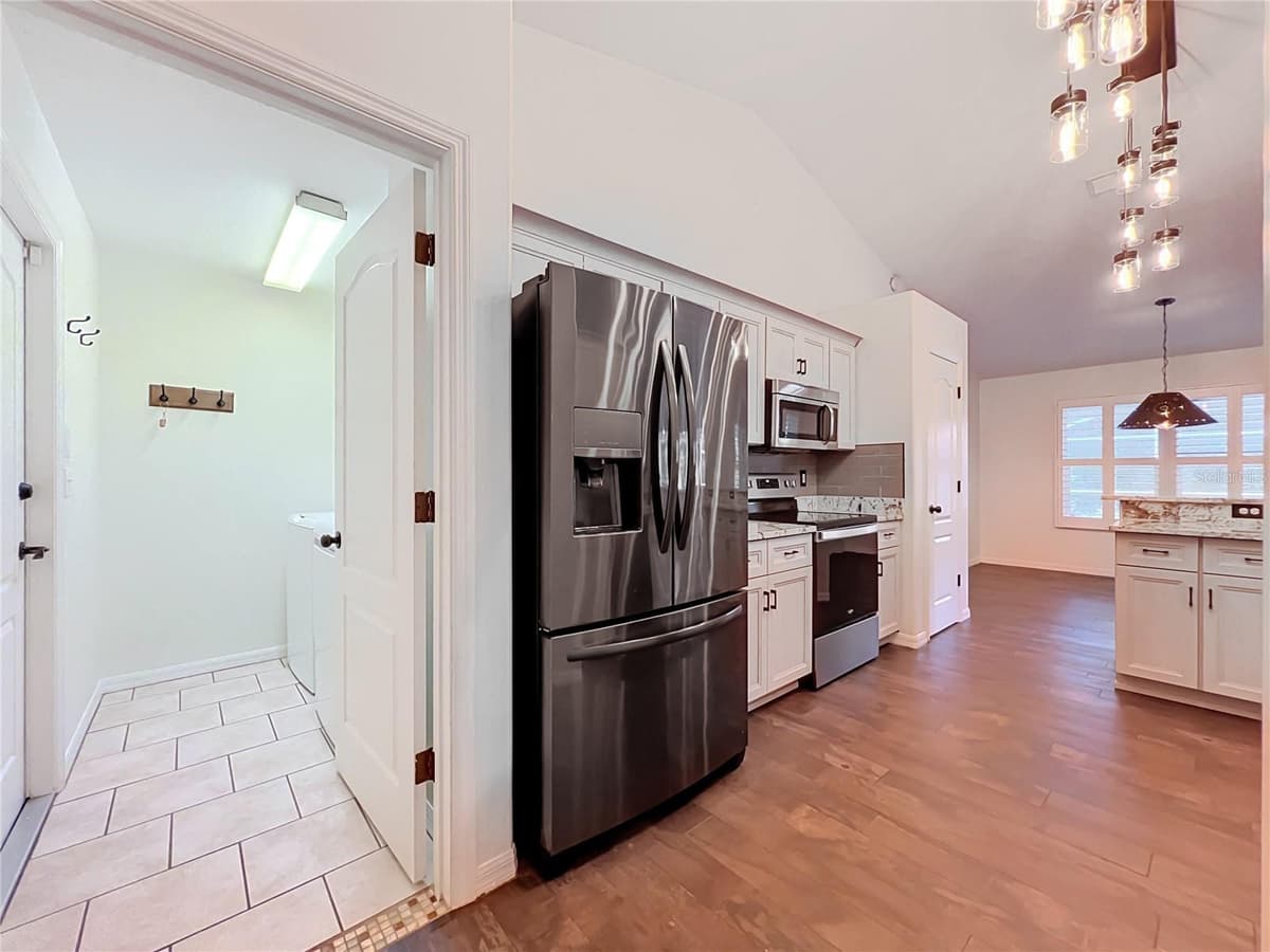 9418 MEADOW CREST LANE — photo 19 of 53