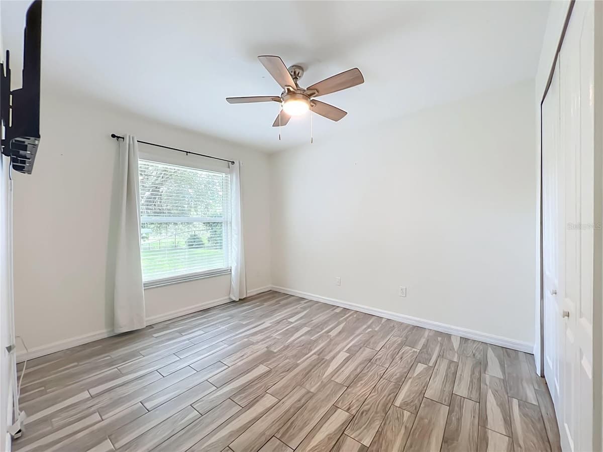 9418 MEADOW CREST LANE — photo 39 of 53
