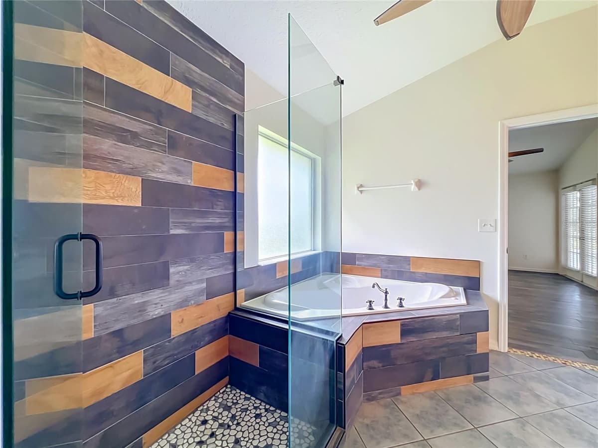 9418 MEADOW CREST LANE — photo 36 of 53