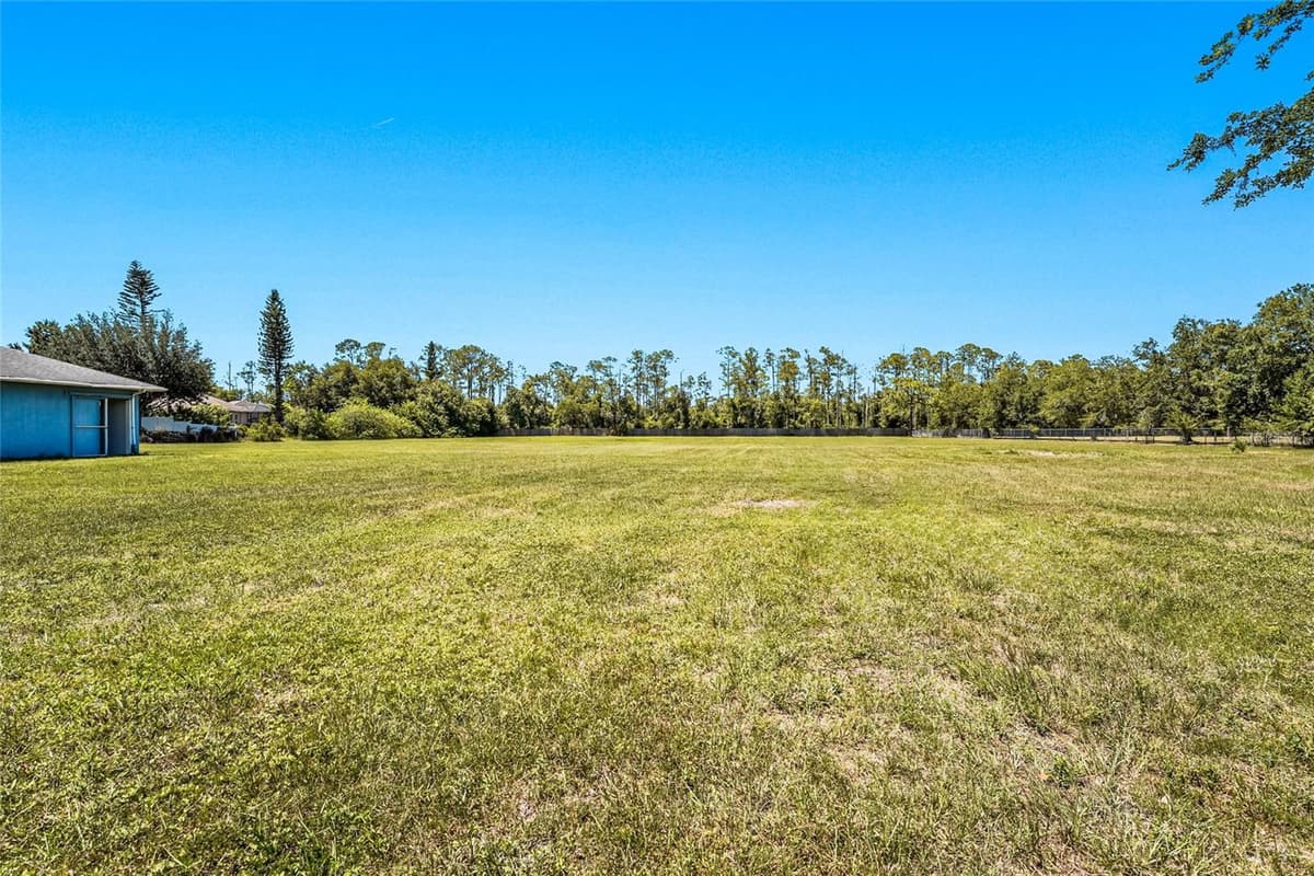 5650 CHURCHILL DOWNS ROAD — photo 40 of 47