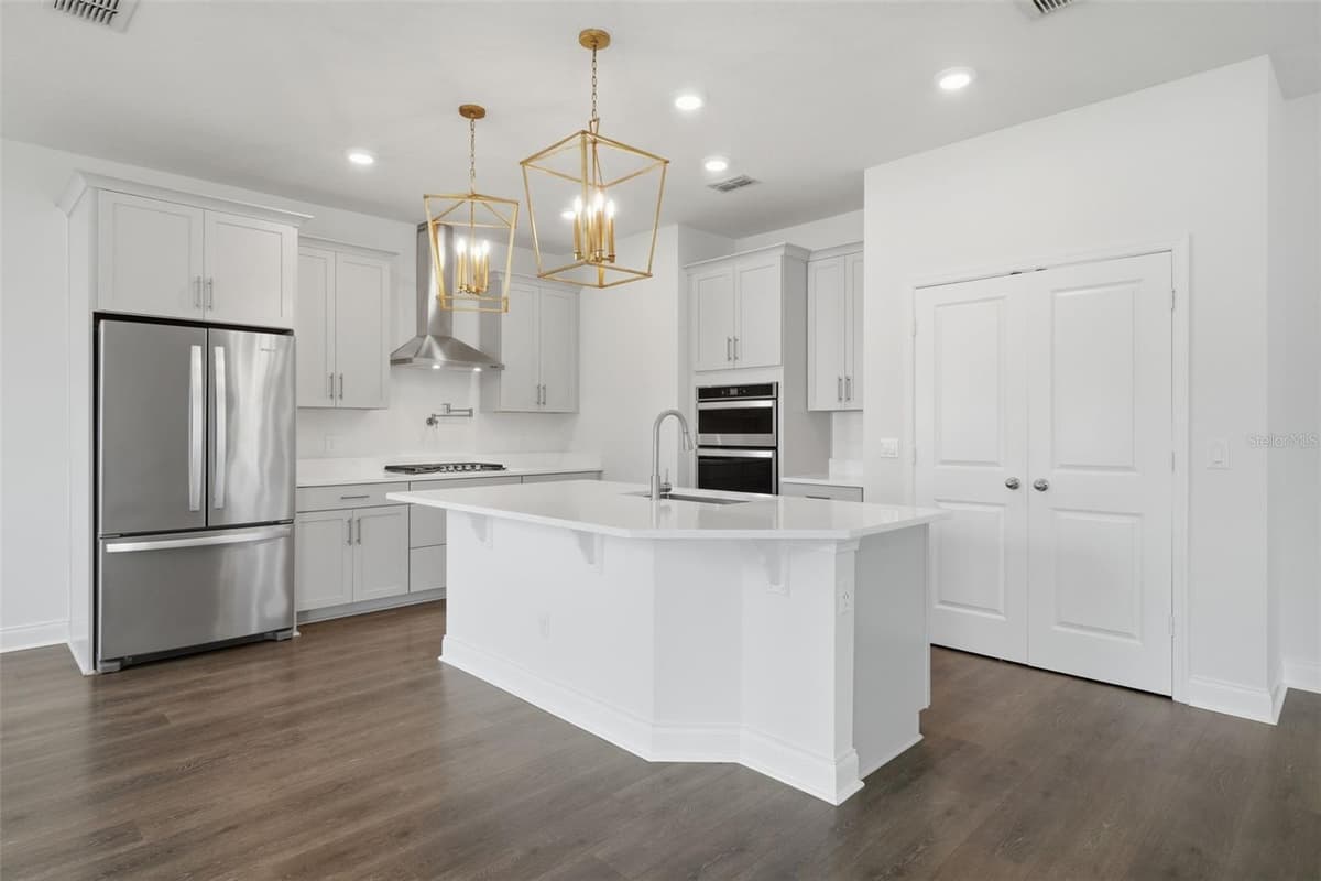 9535 JUNIPER MOSS CIRCLE — photo 6 of 35