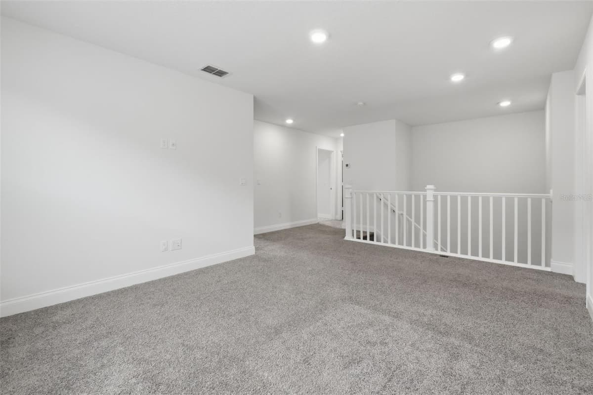 9535 JUNIPER MOSS CIRCLE — photo 11 of 35