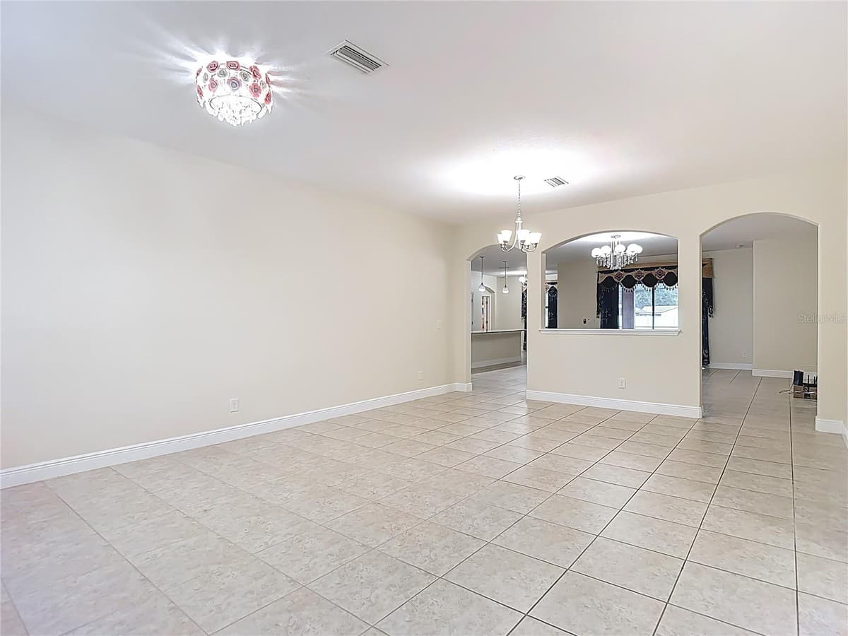 422 CHALLICE DRIVE — photo 11 of 70