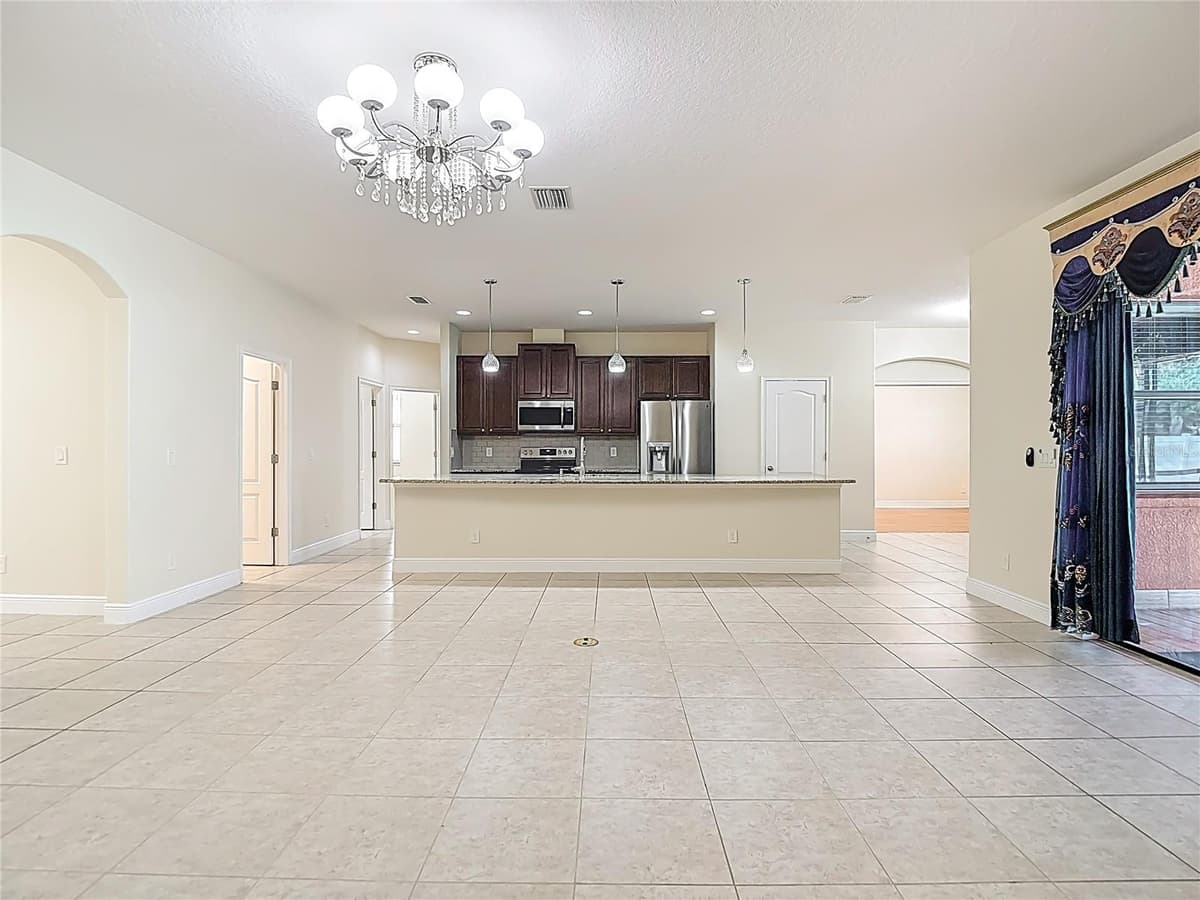 422 CHALLICE DRIVE — photo 7 of 70