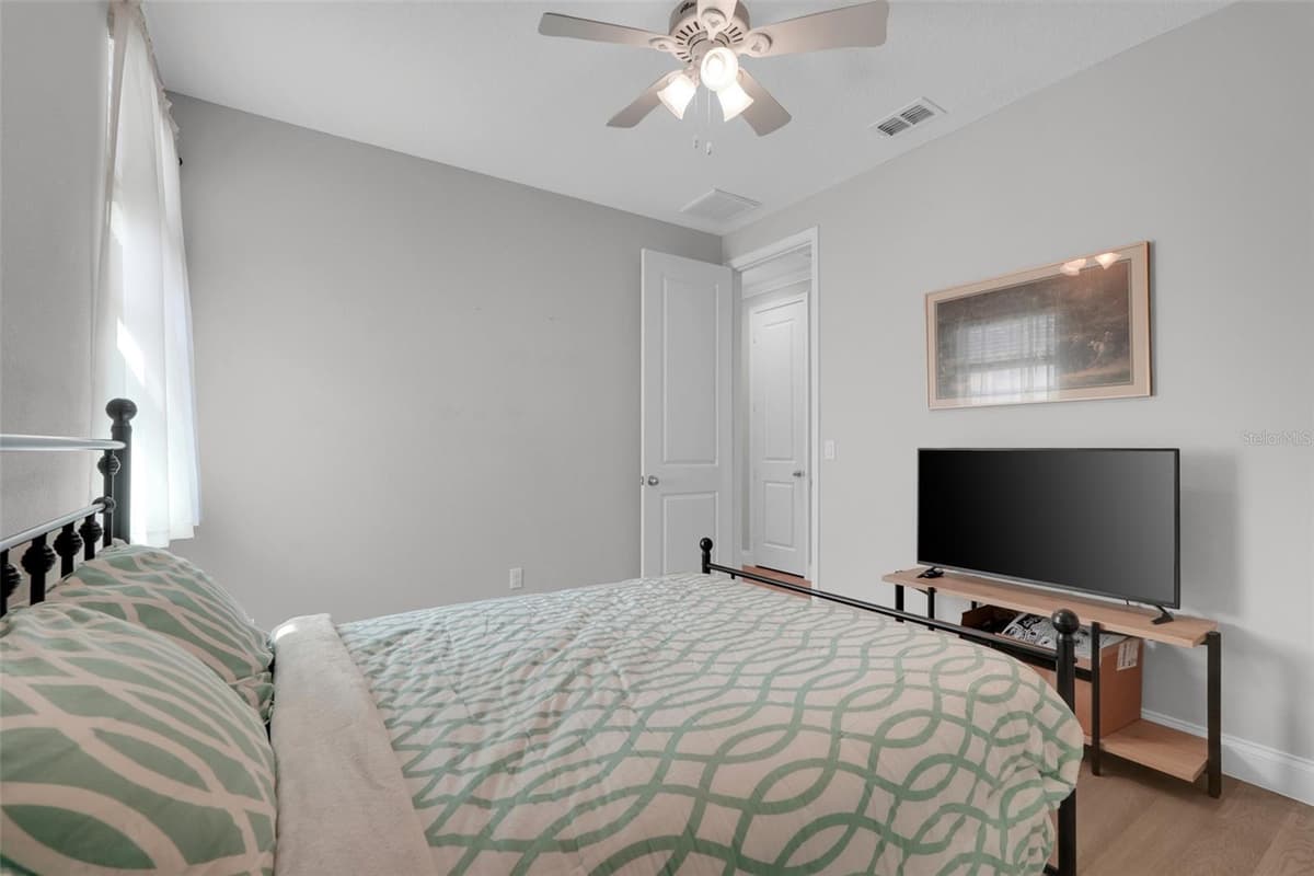 8254 PROCIDA ISLE LANE — photo 32 of 52