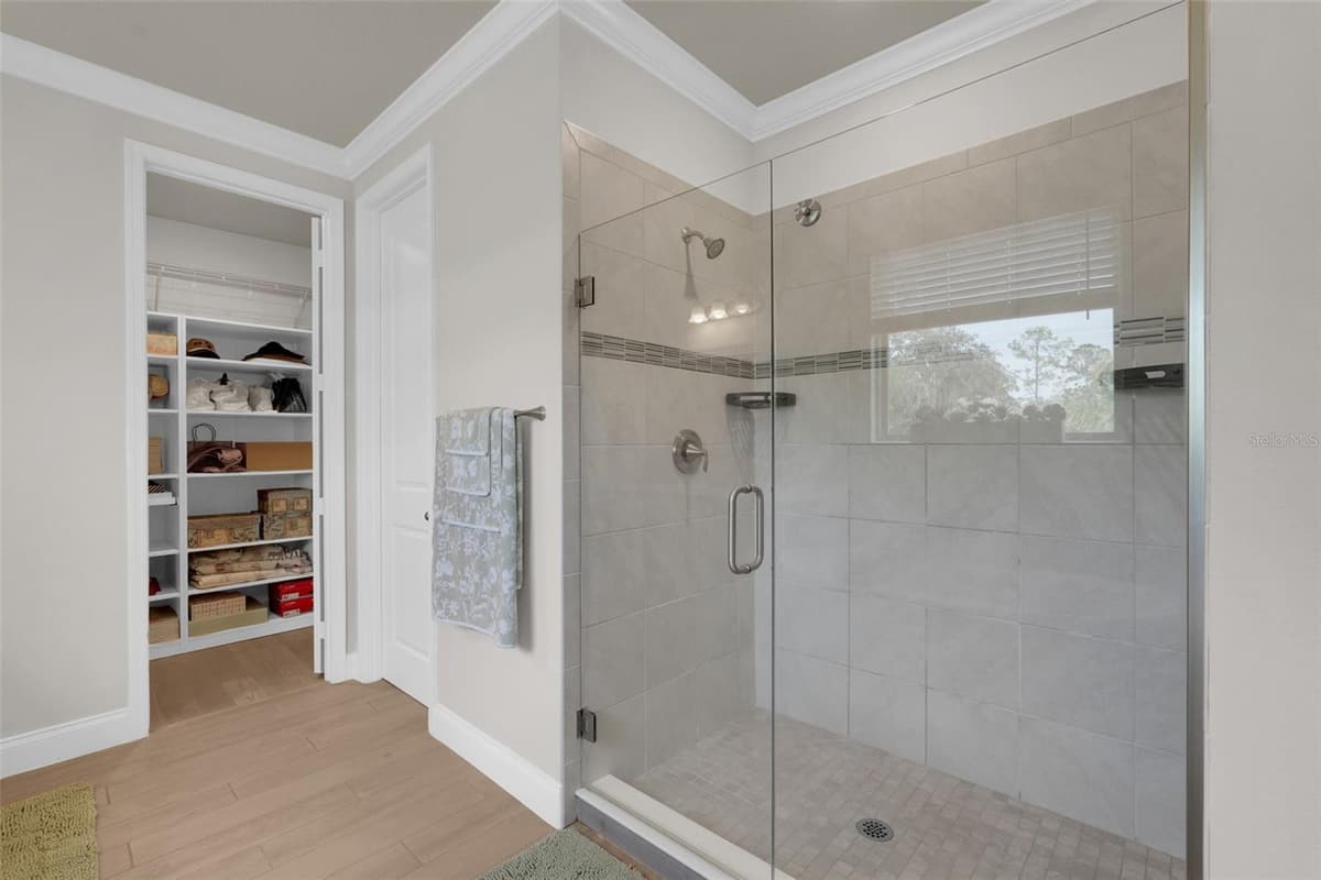 8254 PROCIDA ISLE LANE — photo 29 of 52