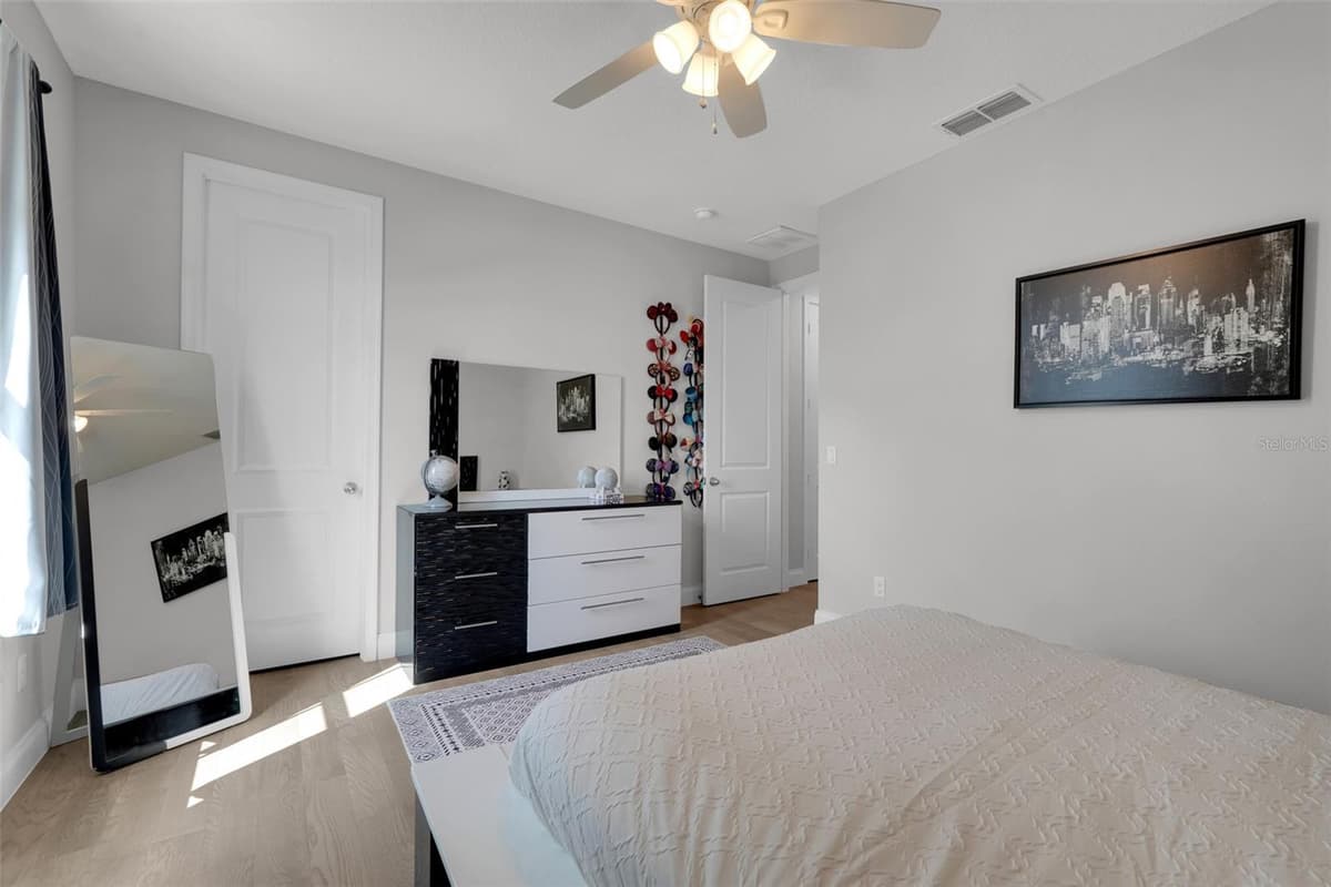 8254 PROCIDA ISLE LANE — photo 35 of 52
