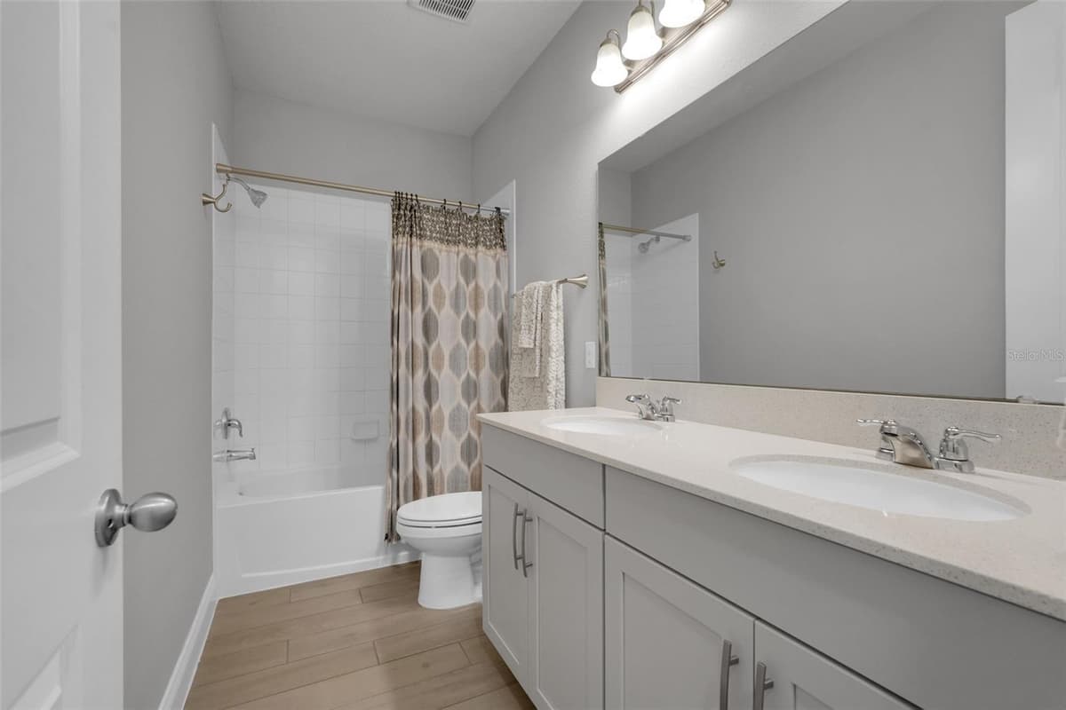 8254 PROCIDA ISLE LANE — photo 33 of 52