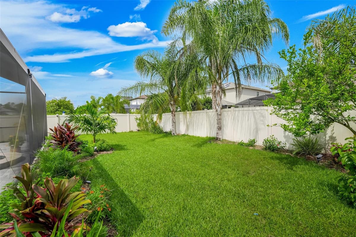 8254 PROCIDA ISLE LANE — photo 48 of 52