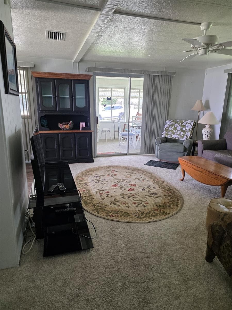 4133 OAK GROVE ROAD — photo 7 of 38