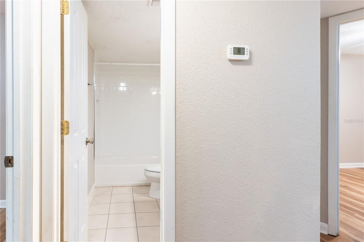 501 75TH STREET — photo 15 of 36