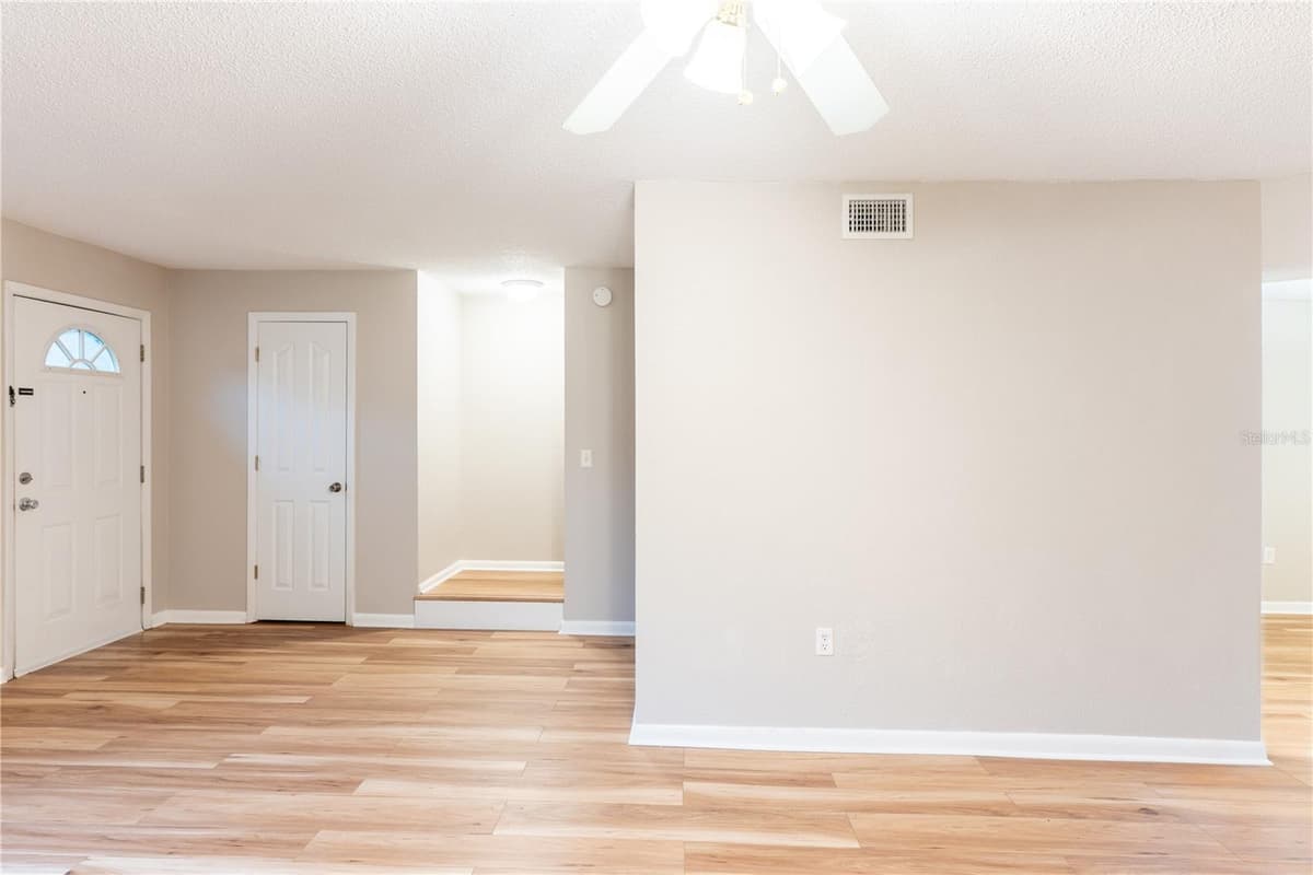 501 75TH STREET — photo 3 of 36
