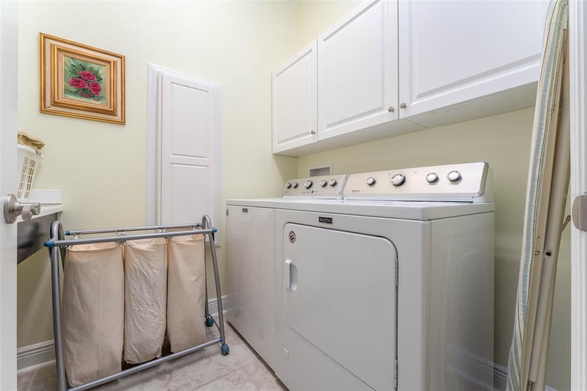 14008 SWALLOW HILL DRIVE — photo 31 of 46