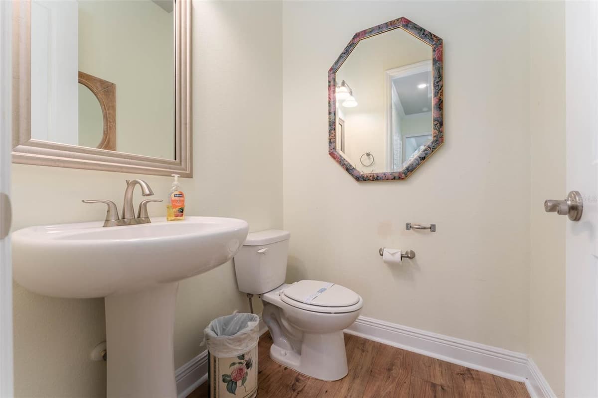 14008 SWALLOW HILL DRIVE — photo 22 of 46