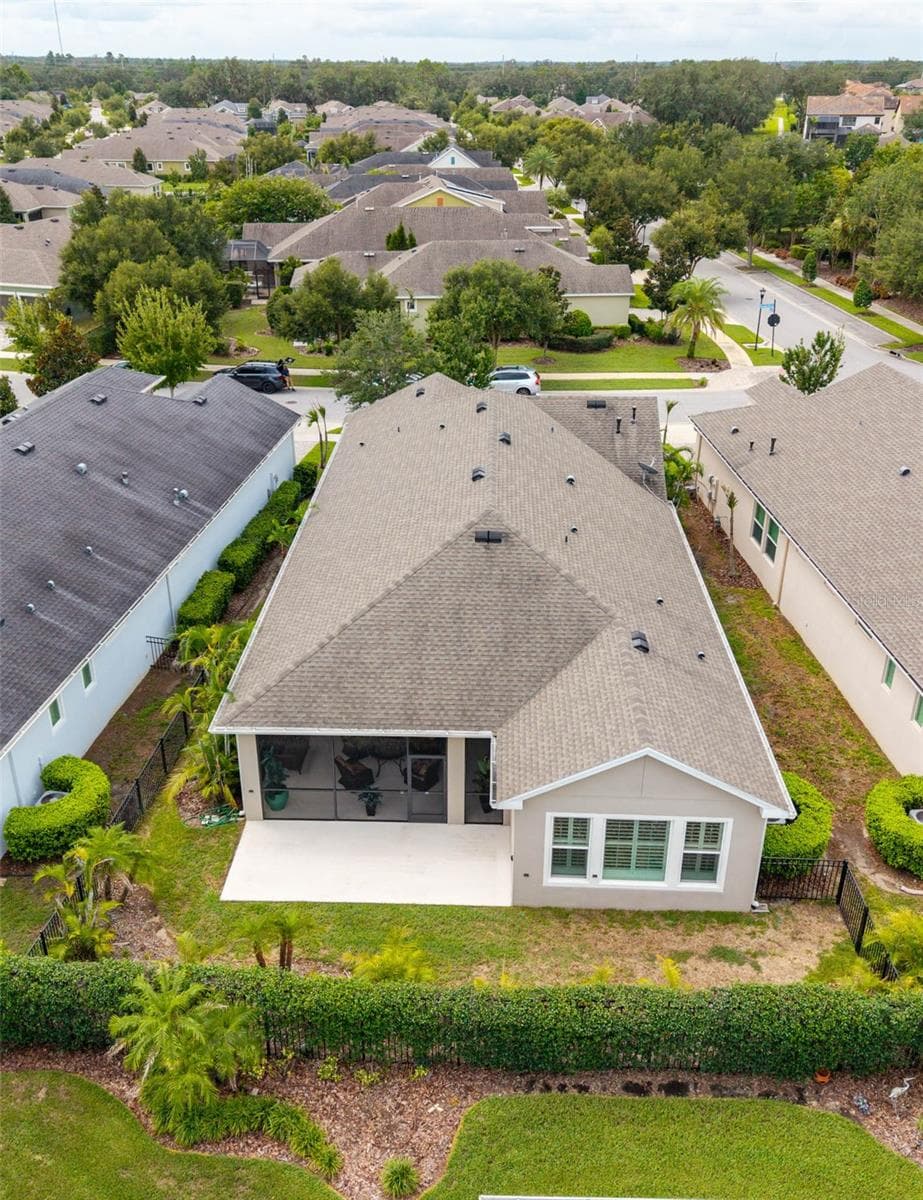 14008 SWALLOW HILL DRIVE — photo 4 of 46