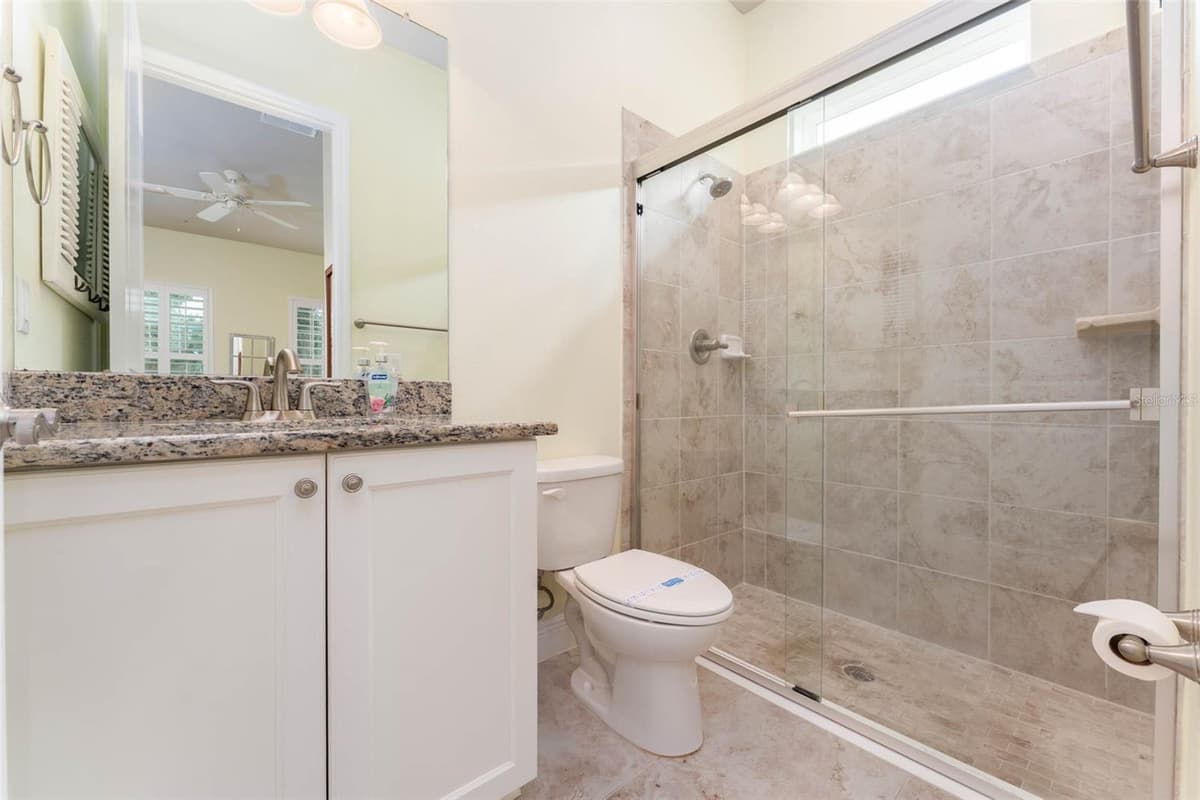 14008 SWALLOW HILL DRIVE — photo 8 of 46