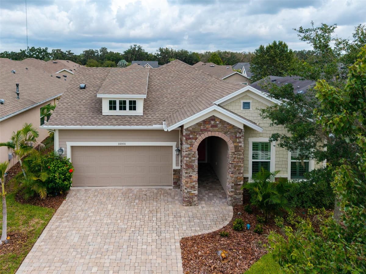 14008 SWALLOW HILL DRIVE — photo 2 of 46