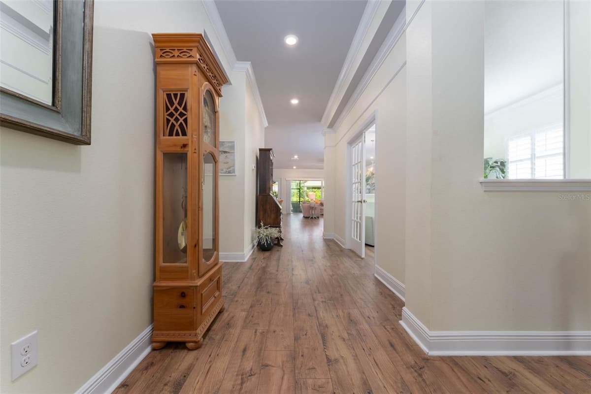 14008 SWALLOW HILL DRIVE — photo 5 of 46