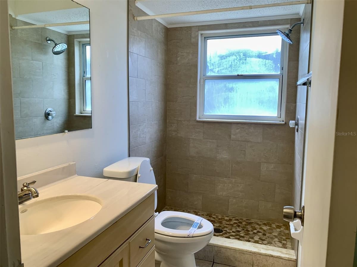 5050 29TH AVENUE — photo 11 of 21