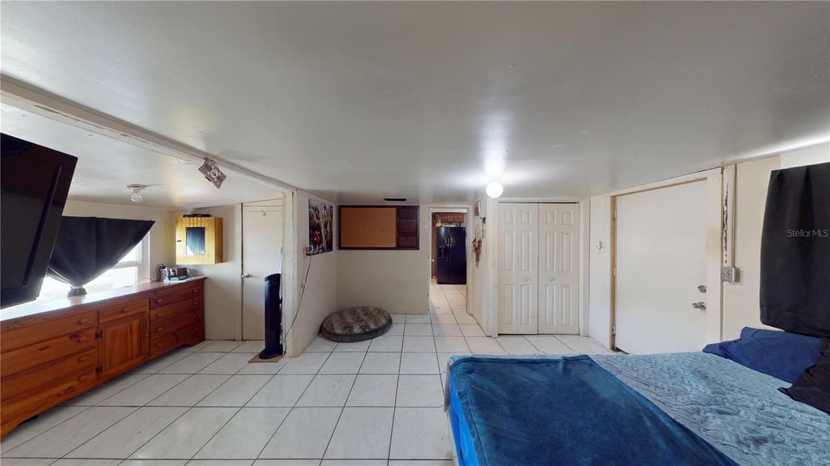 5651 6TH STREET — photo 14 of 24