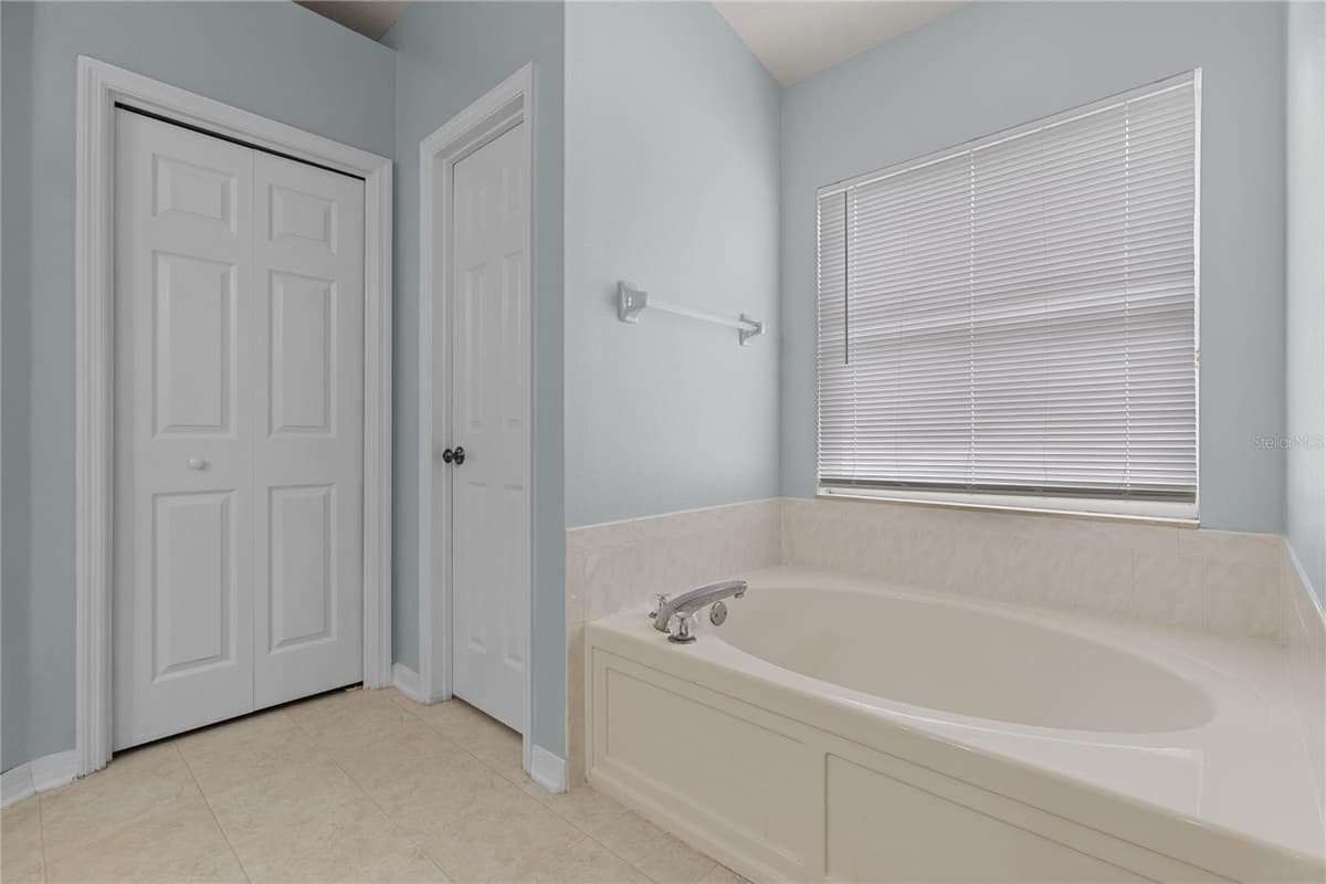 31511 WRENCREST DRIVE — photo 27 of 42