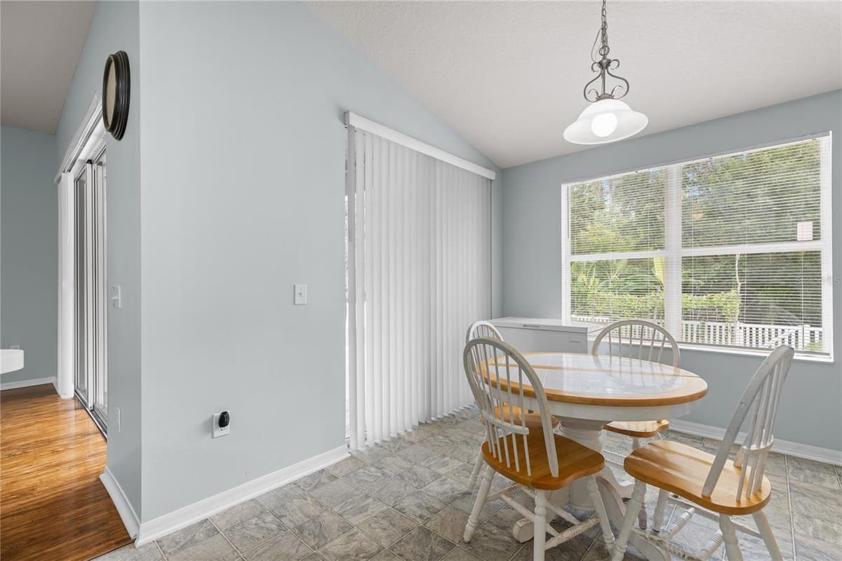 31511 WRENCREST DRIVE — photo 21 of 42