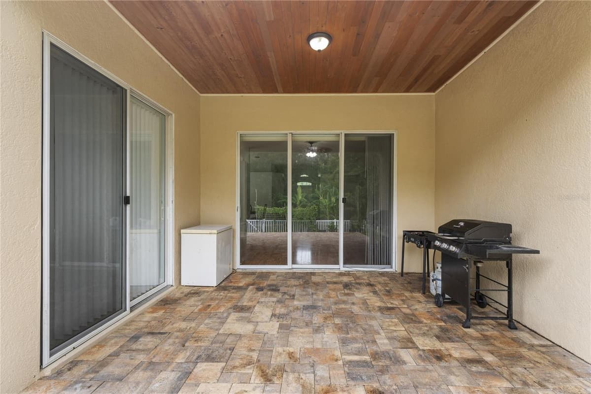 31511 WRENCREST DRIVE — photo 34 of 42