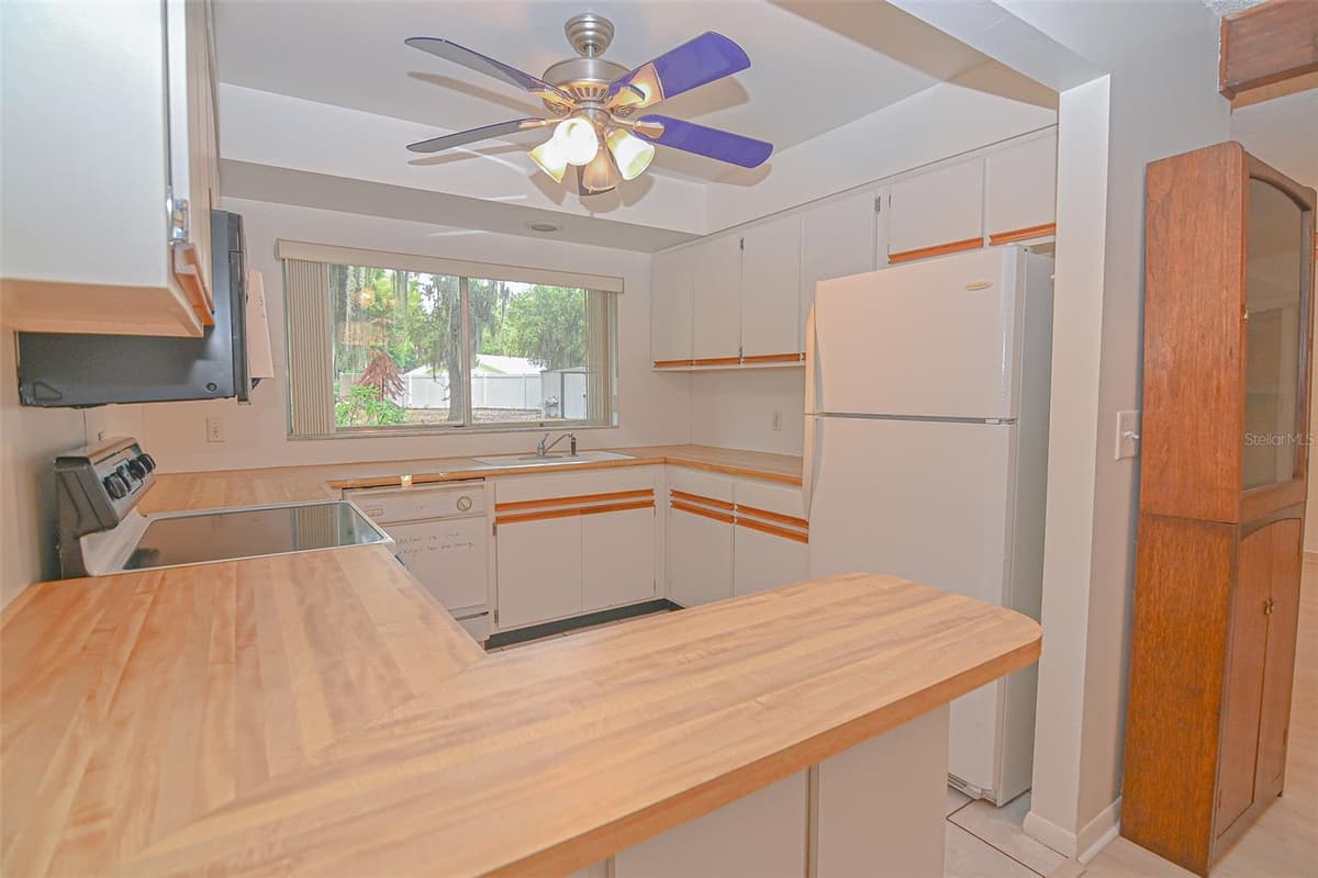 4604 CRYSTAL BEACH ROAD — photo 9 of 25