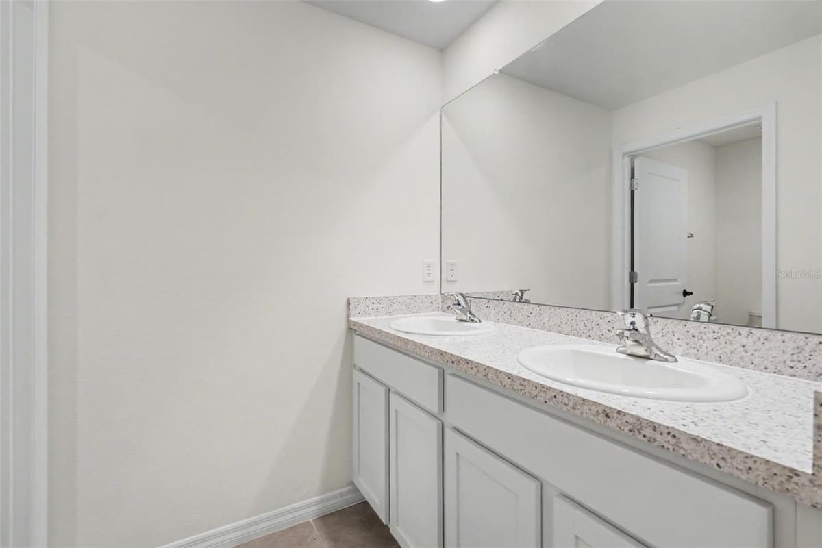 36851 GOFFAUX LOOP — photo 51 of 65