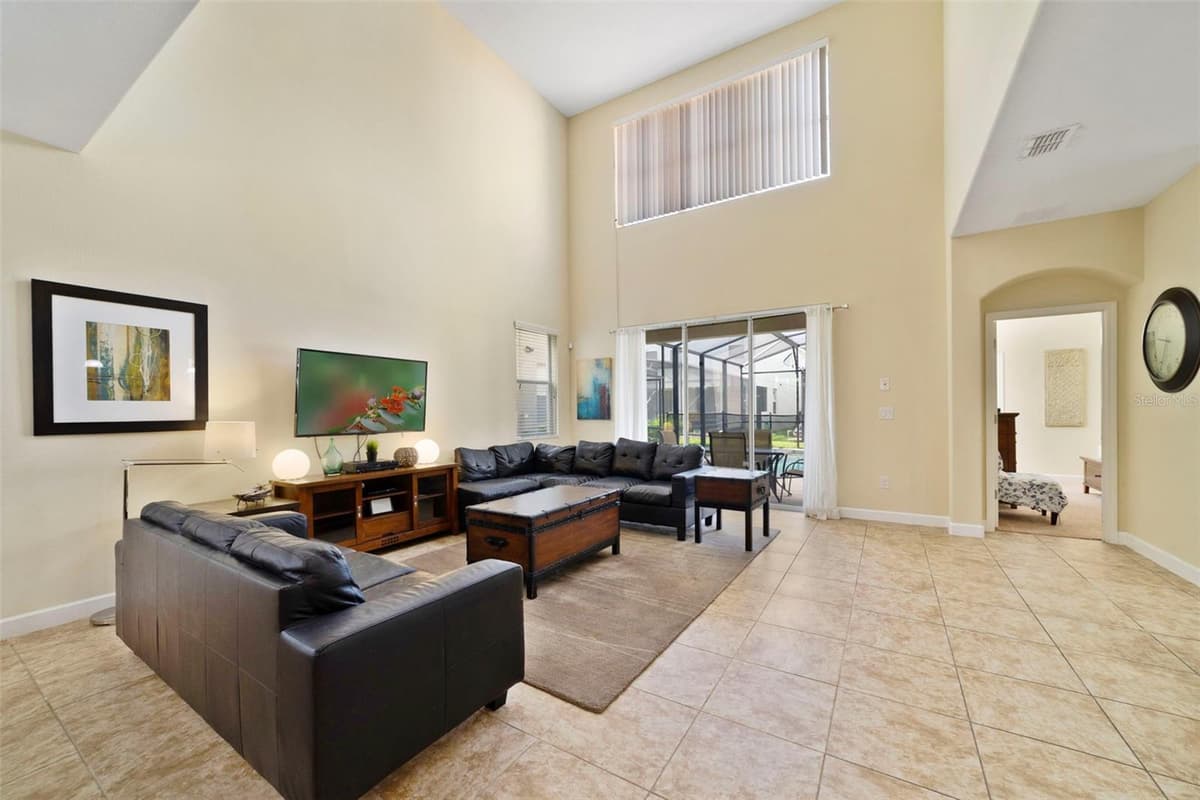 8928 BISMARCK PALM ROAD — photo 10 of 42
