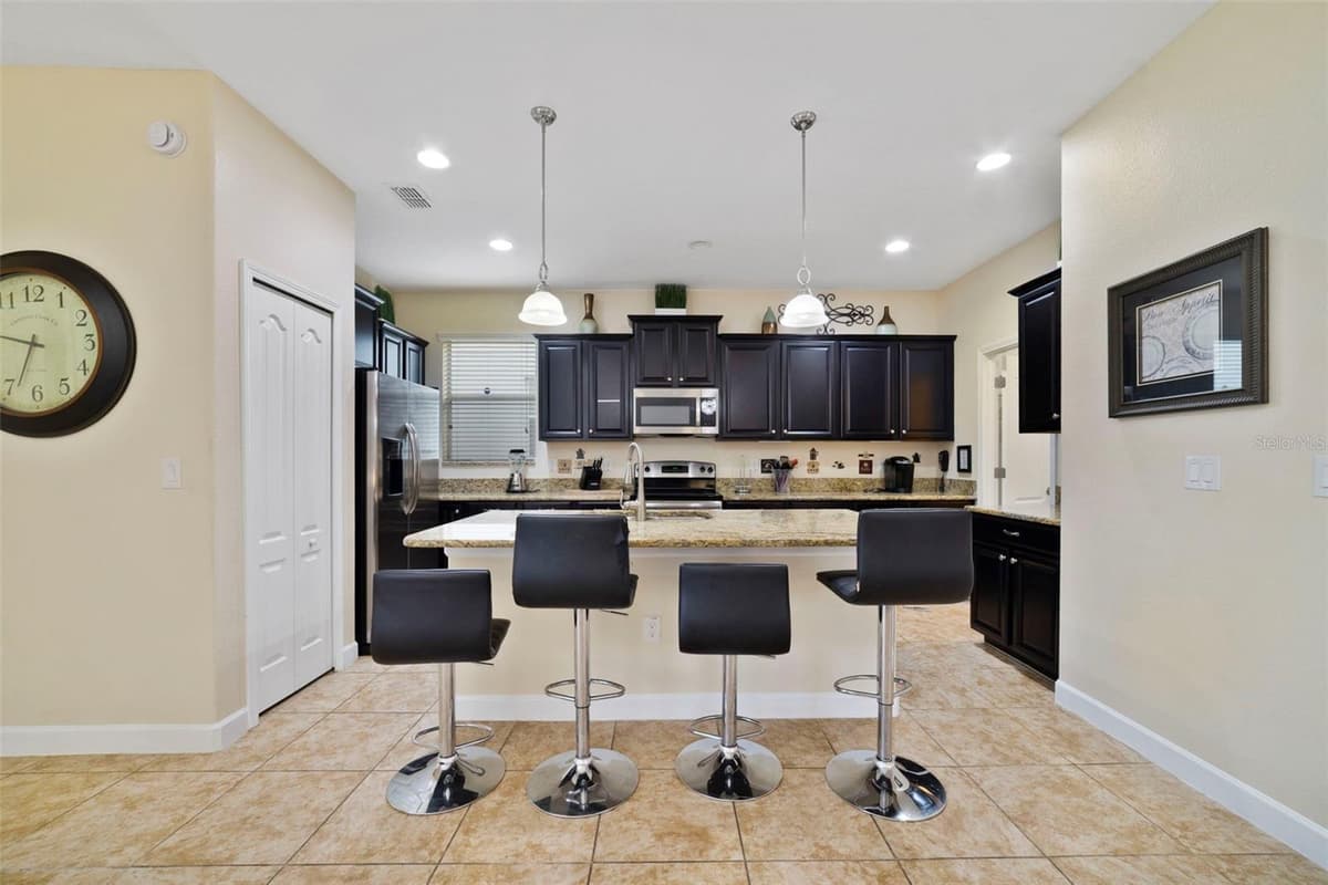 8928 BISMARCK PALM ROAD — photo 12 of 42