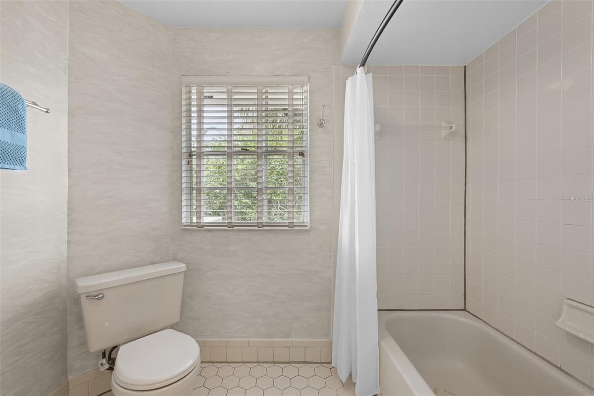 5116 BAYSHORE BOULEVARD — photo 46 of 84