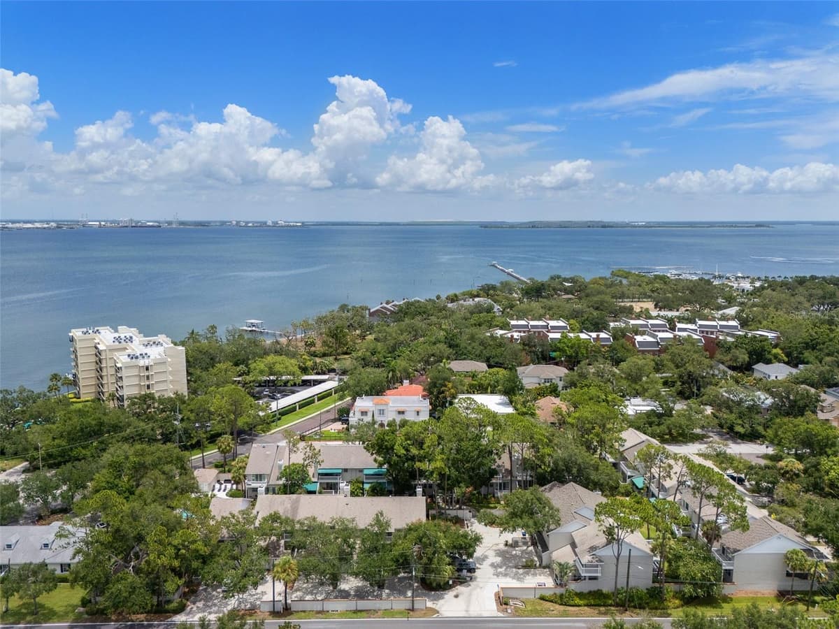 5116 BAYSHORE BOULEVARD — photo 77 of 84