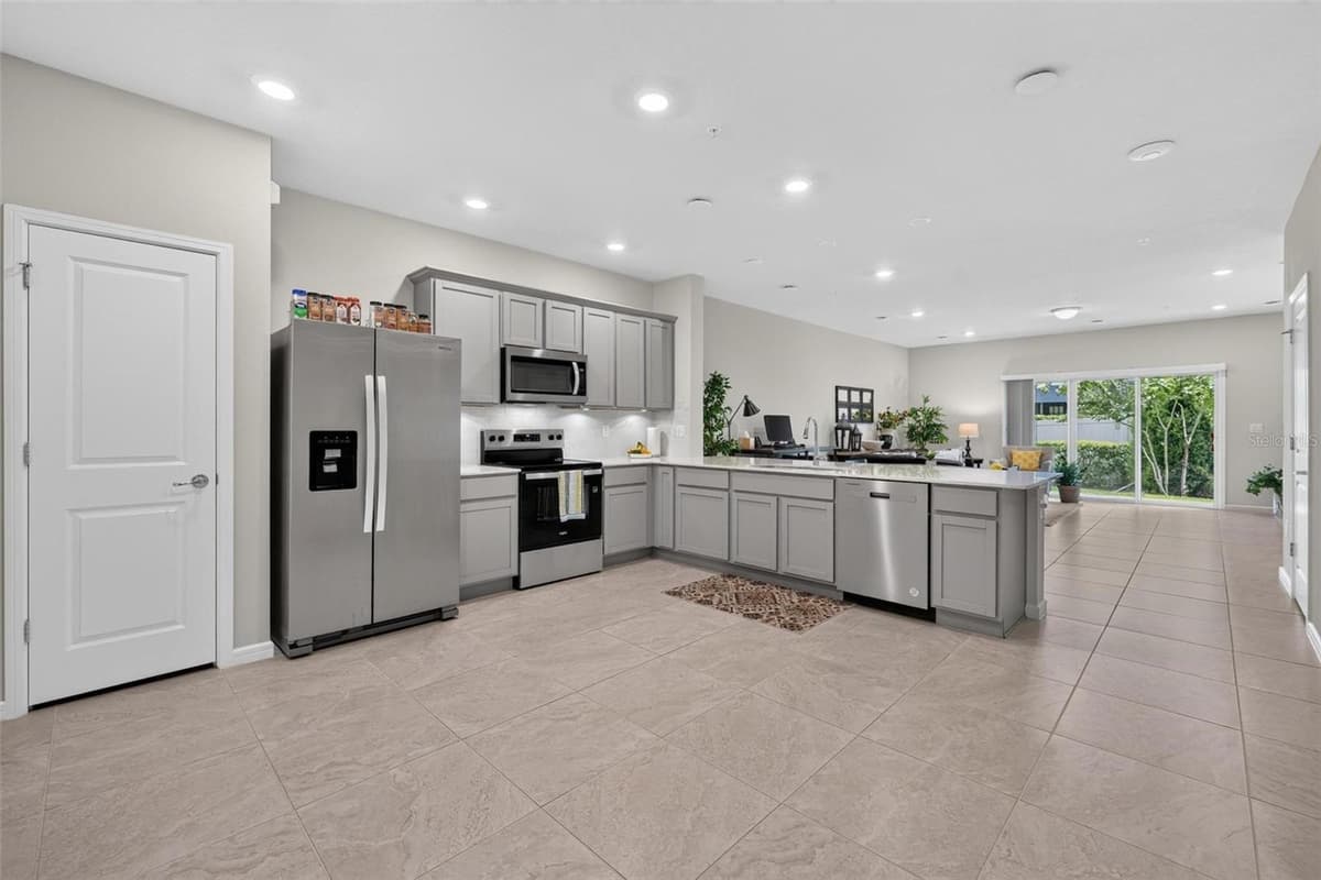 2033 CANNY COVE — photo 6 of 55