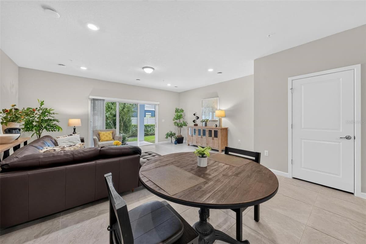 2033 CANNY COVE — photo 19 of 55