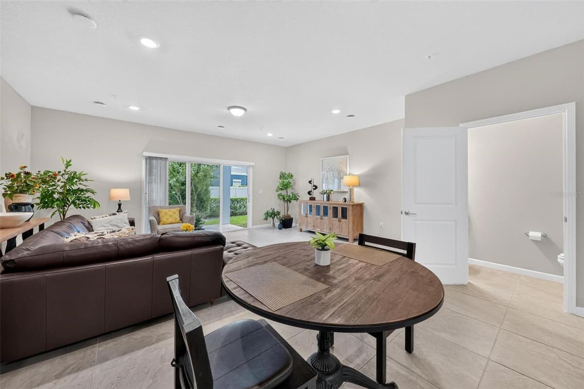 2033 CANNY COVE — photo 20 of 55