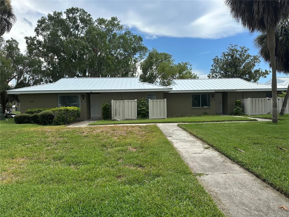11261 BAYSHORE DRIVE — photo 2 of 6