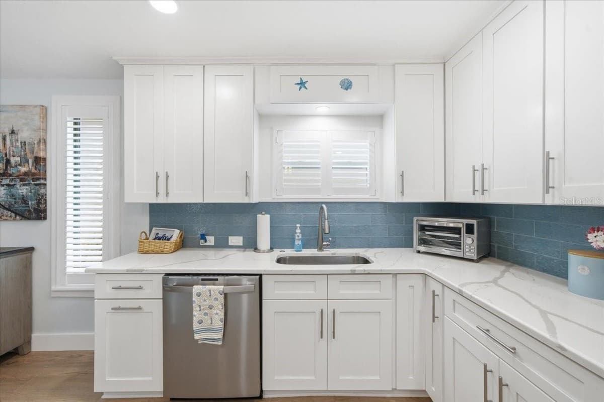 5214 RIVERVIEW CIRCLE — photo 35 of 56