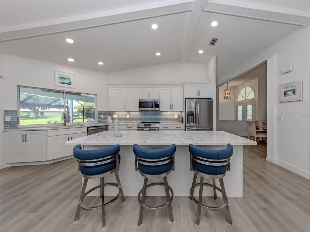1428 GLENEAGLES DRIVE — photo 10 of 65