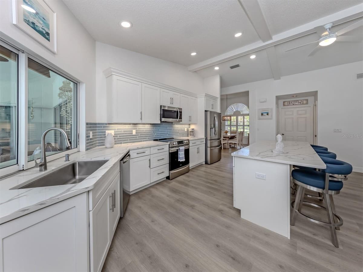1428 GLENEAGLES DRIVE — photo 8 of 65